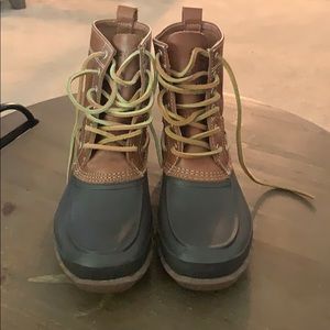Sperry waterproof boots